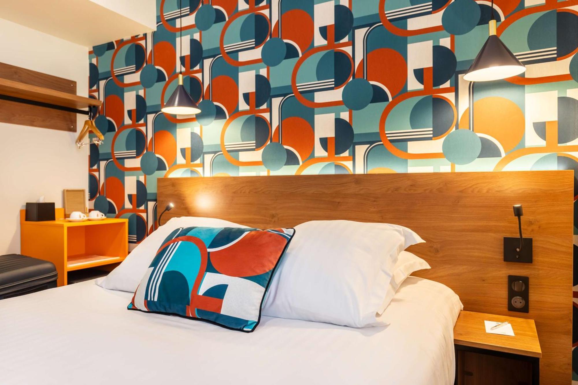 Moderne, Hotel 3*